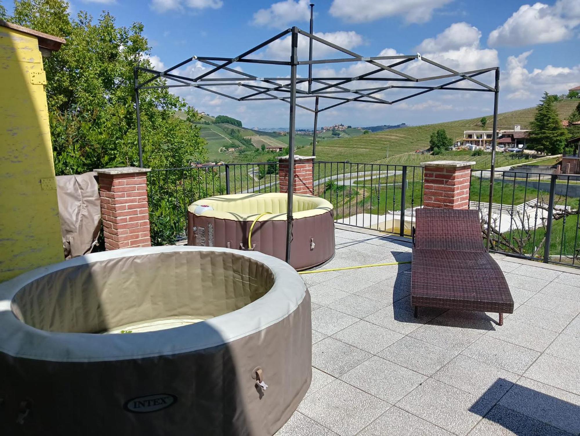La Terrazza Del Barbaresco Bed and Breakfast Neviglie Εξωτερικό φωτογραφία